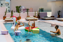 Laden Sie das Bild in den Galerie-Viewer, Polarbox Kühlbox 20 L Strand Picknick Sommer retro - Limette flieder