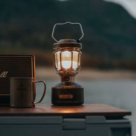 lovork - Hurricane Laterne von Lovork – verstellbare Helligkeit, innovative Brennfunktion - Grün